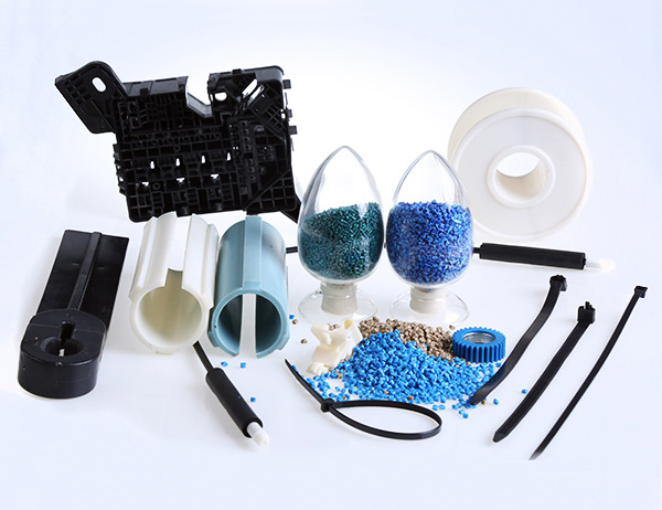 PA改性(xing)尼(ni)龍塑(su)料(liao)的髮展特(te)點(dian),記(ji)得(de)收(shou)藏(cang)噢(o)!