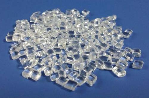 兩方麵(mian)解答透明(ming)尼(ni)龍塑(su)料註(zhu)塑應註意(yi)的問題